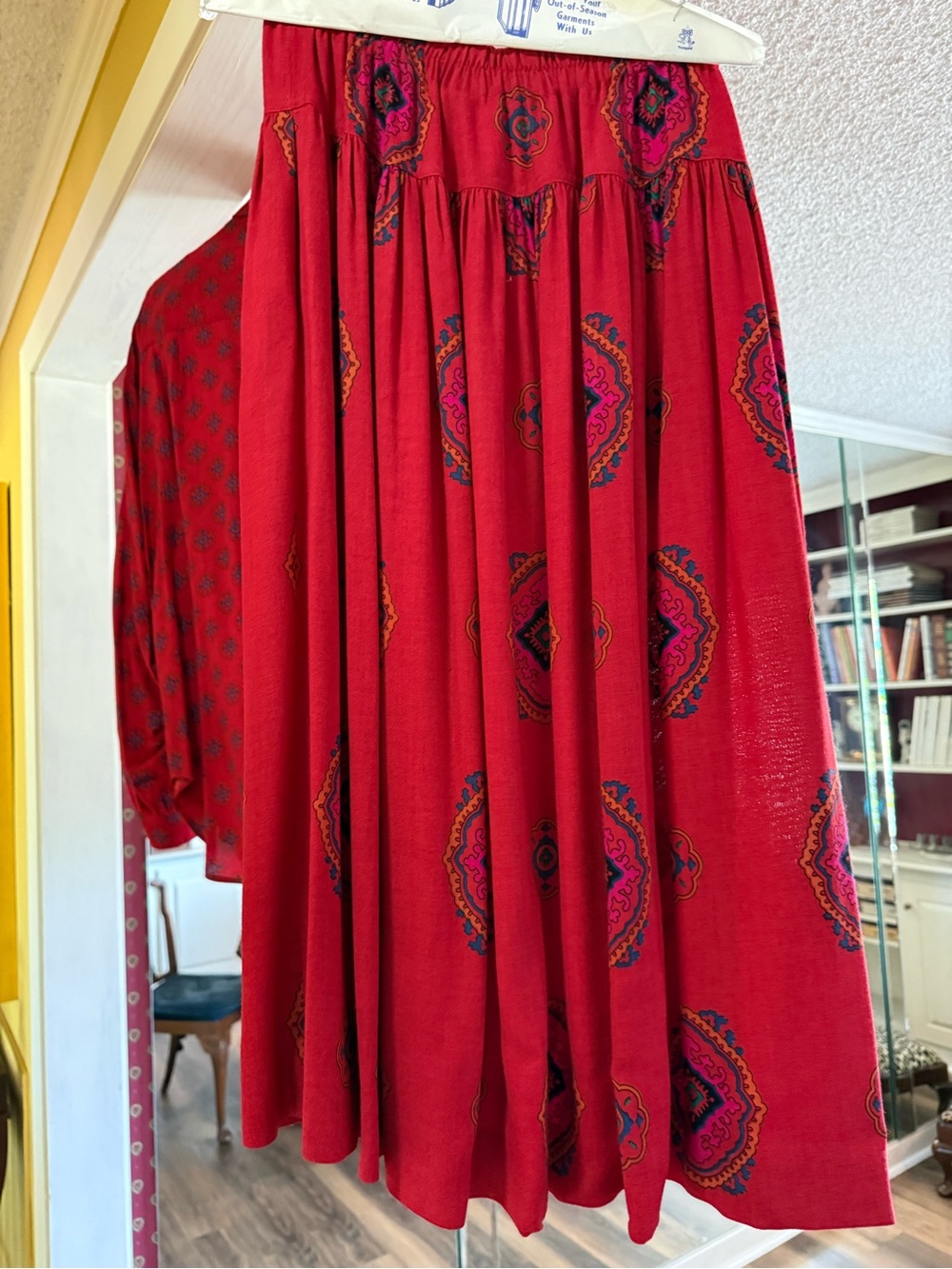 Liz Claiborne Red Printed Midi Skirt - Women